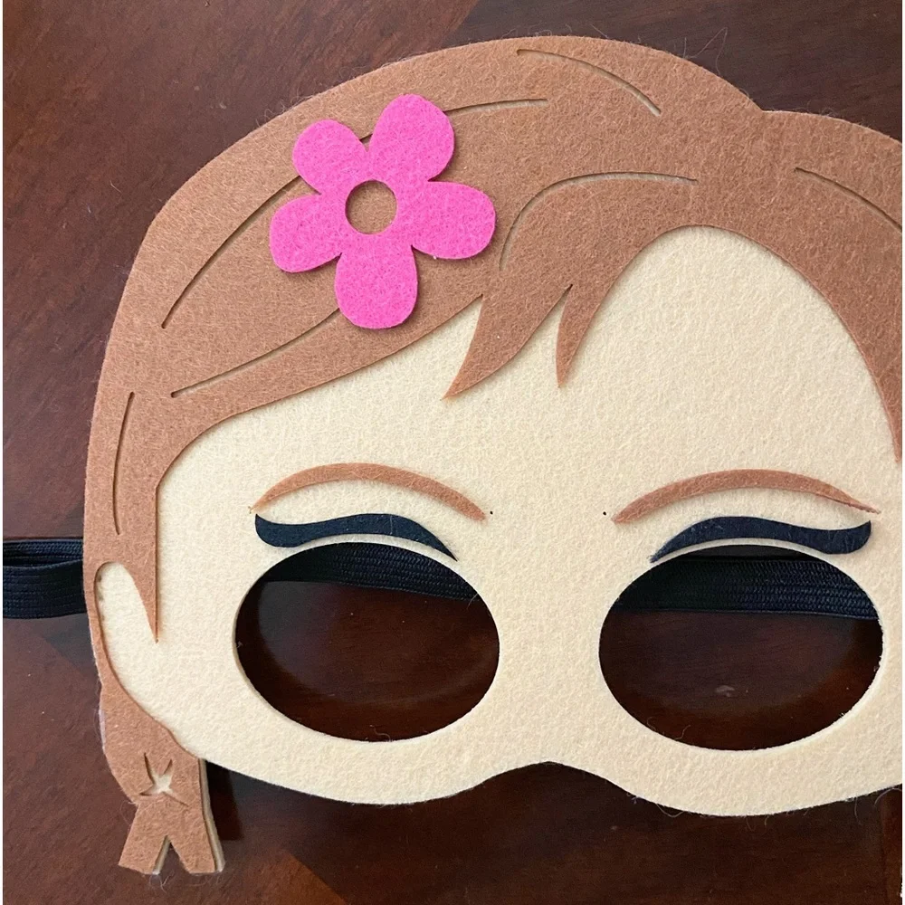 COPY - Disney Frozen’s Elsa & Anna Fun Felt Face Mask with Elastic Straps Brand…